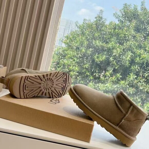 UGG Classic Ultra Mini Boot Antilope - Picture 5 of 6